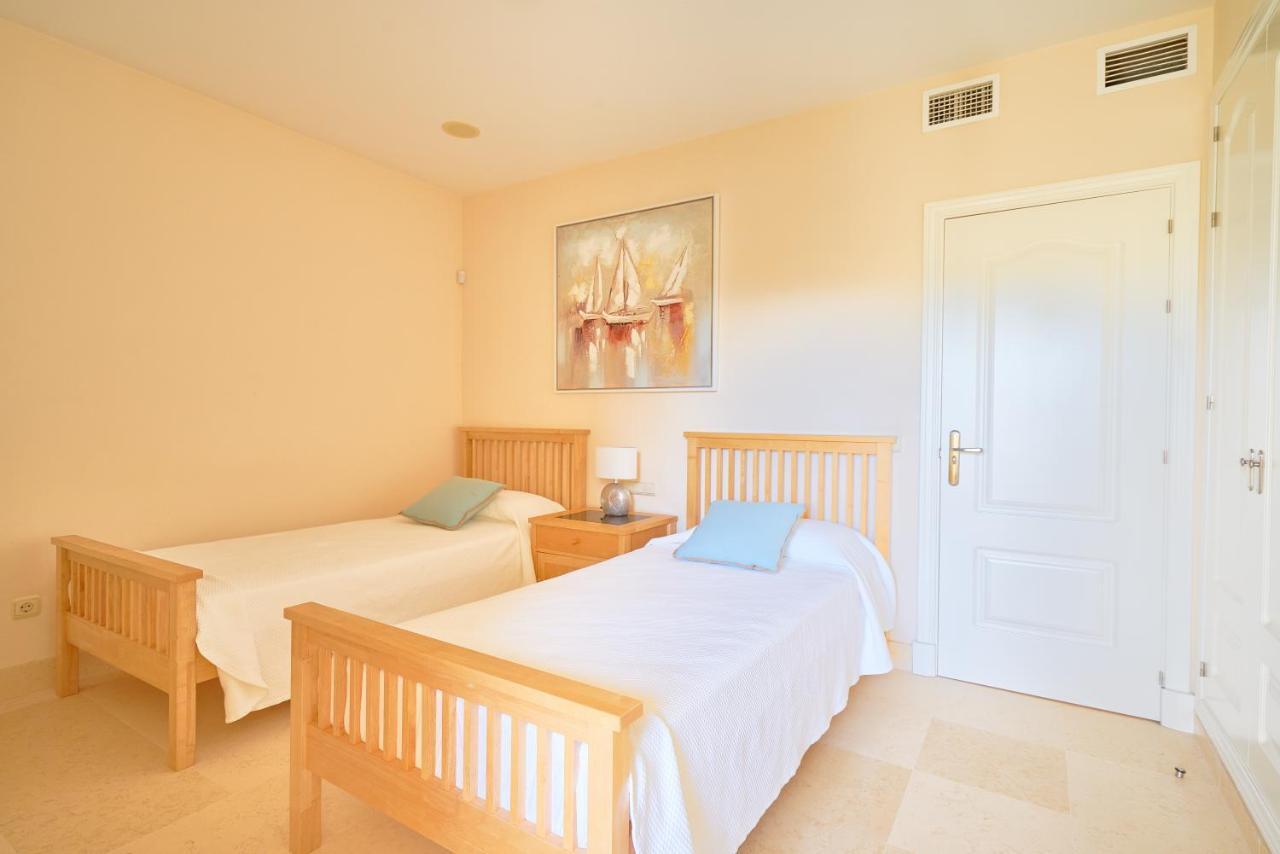 Apartament Capanes Del Golf Benahavís Zewnętrze zdjęcie